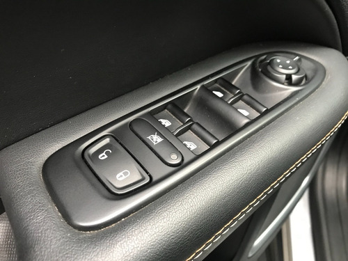 Imagen 20 de 25 de Jeep Compass Sport 2.4 At6 Año 2020 - Liv Motors