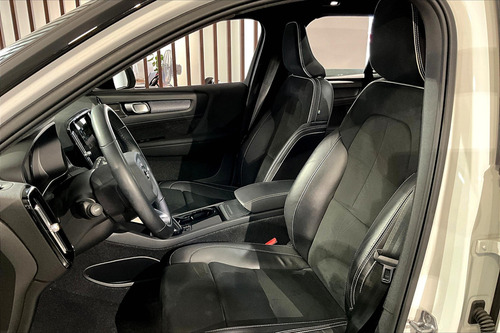 Volvo XC40 5p Recharge BEV