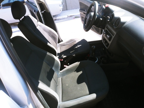 Volkswagen Voyage 1.6 Msi Seleção Total Flex Total Flex 4p