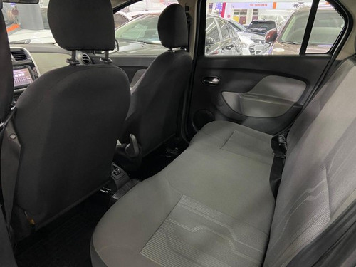 Renault Logan Logan 1.6 EXPRESSION 8V FLEX 4P MANUAL