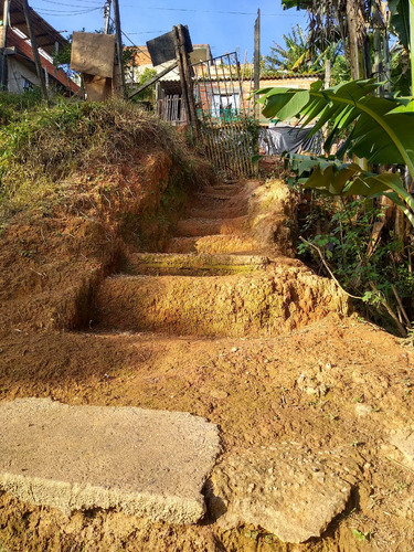 Vendo, Casa Com 3 Cômodo