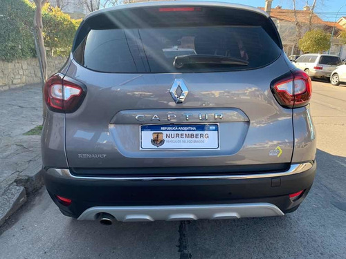 Imagen 6 de 8 de Renault Captur 1.6 Bosse
