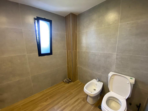 Casa En Venta De 3 Dormitorios Con Pileta En Roldan - Acequias Del Aire
