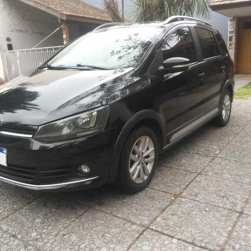 Imagen 3 de 5 de Volskwagen Suran Track Con Gnc Full Excelente Estado Permuto
