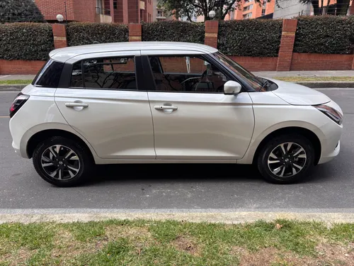 Suzuki Swift 1.2 Hybrid 2Wd