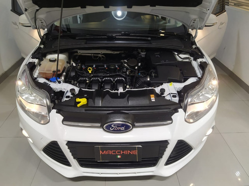 Imagen 10 de 15 de Ford Focus Se Plus Aut 4ptas