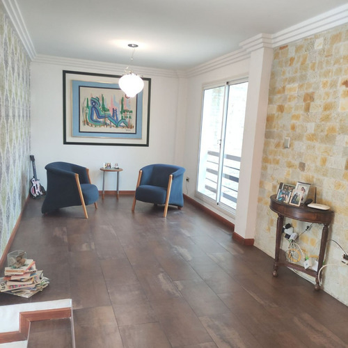 Townhouse En Venta Urbanización Barrio Sucre Código 224834