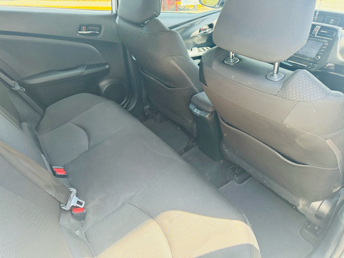 Toyota Prius 1.8 Base Cvt