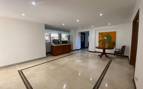 Apartamento En Venta En Chico Navarra. Cod V12440020