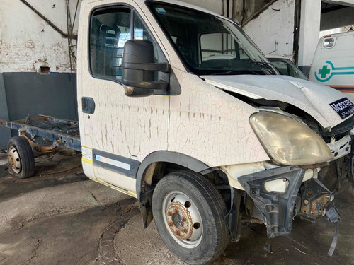 Iveco Daily 40s14 Chasis Chocado Al Día Con 08