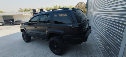 Jeep Grand Cherokee 4.0 Laredo 5p
