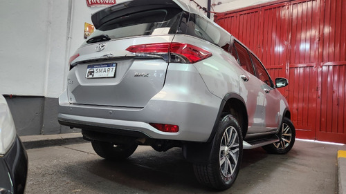 Imagen 23 de 25 de Toyota Sw4 Srx 2020 At 2.8 At 4x4 Smart Garage