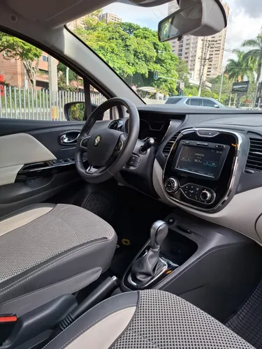 Renault Captur 2.0 Zen Automática
