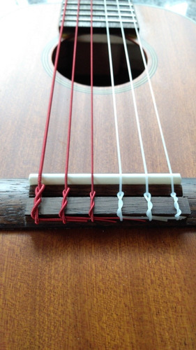 Guitalele Tkg-20e Tenor Ohana.