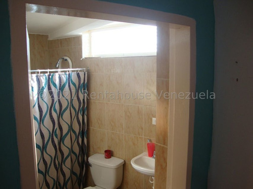 Imagen 12 de 30 de Se Vende Casa En Villas Del Golf Plaza Rah: 22-308