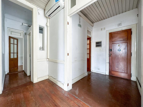 Imagen 14 de 24 de Departamento 4 Ambientes. Apto Comercial. Frente A Plaza. Piso Alto.