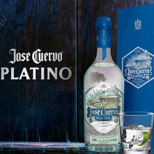 Imagen 3 de 6 de Tequila Jose Cuervo Platino Reserva De La Flia 750ml Estuche