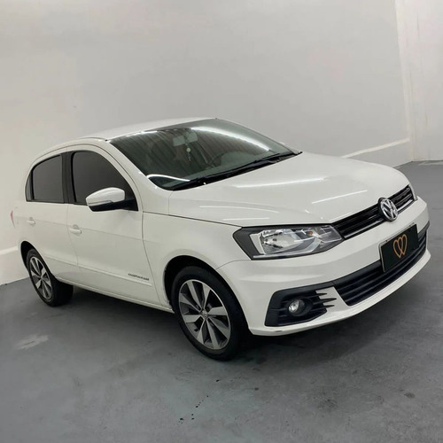 Imagem 2 de 7 de Volkswagen Gol Comfortline 1.6 T. Flex 8v 5p 2016/2017