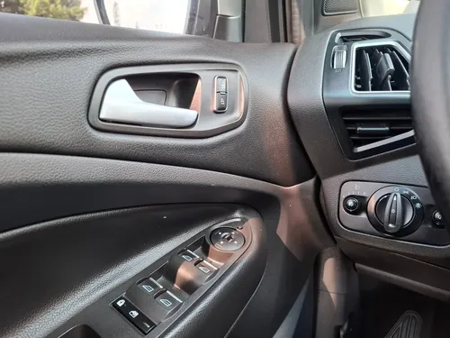 Ford Escape 2.0 Titanium