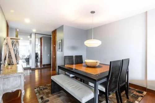 Apartamento En Venta En Los Rosales. Cod V14051