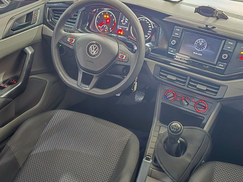 Volkswagen Polo 1.0 MPI TOTAL FLEX MANUAL