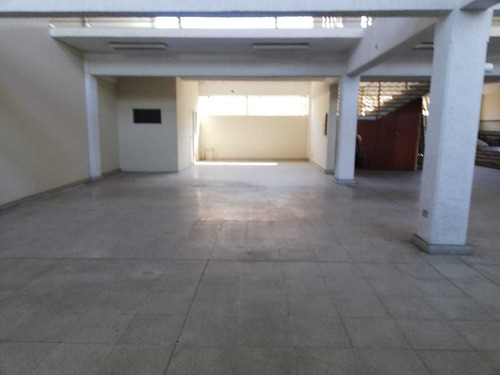 Excelente Ubicacion Local V. Mackenna (98564)