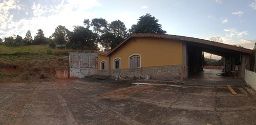 Ótimo Investimento!! Salões + Casa + Terreno 9.500mts