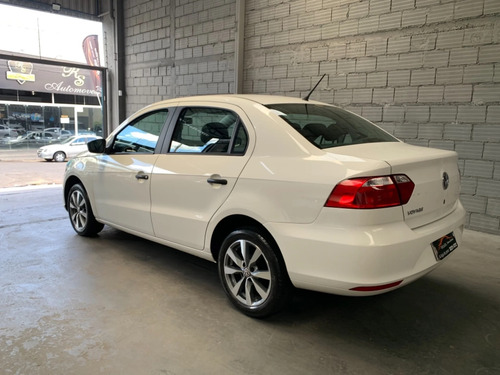 Volkswagen Voyage 1.0 12V MPI TOTALFLEX 4P MANUAL