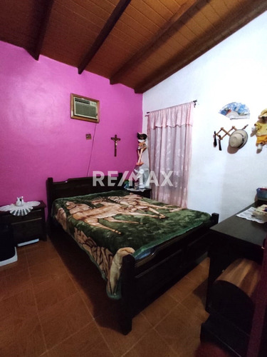 Casa En La Guardia, Municipio Diaz, Isla De Margarita Cod: 1227