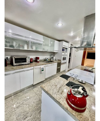 Se Vende Pb 450m2 3h+s/4b/3p Chulavista