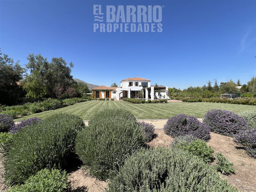 Casa En Venta De 3 Dorm. En Colina