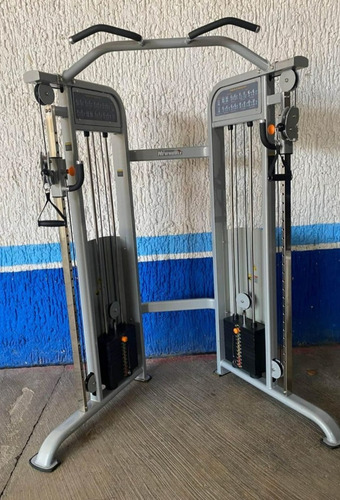 Crossover En V Con Peso Integrado Para Gimnasio / Gym Estructura Gris Tapizado Negro