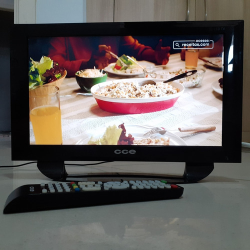 Imagem 3 de 5 de Tv Cce Led 14 Polegadas Bom Estado