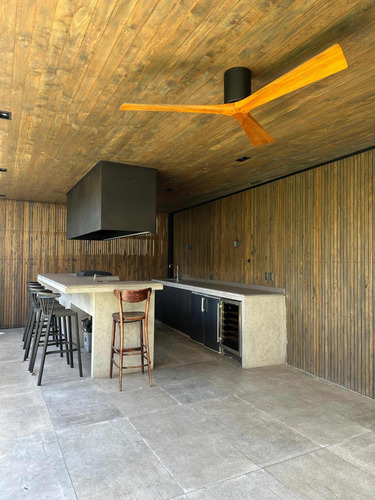 Conectividad Y En Condominio: Mediterránea E Impecable