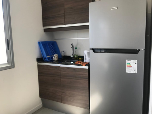 Apartamento De 1 Dormitorio Con Patio , A Estrenar