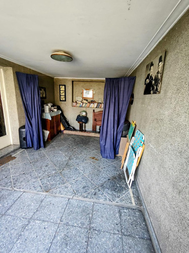 Casa En Venta De 3 Dormitorios A Refaccionar