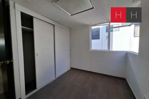 Casa En Venta En Lomas Del Mármol