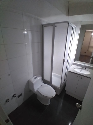 Departamento Venta 2dor 2baños-e-b Metro Bellas Artes Stgo