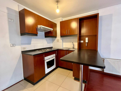Departamento 2d+2b, Excelente Ubicación Y Conectividad