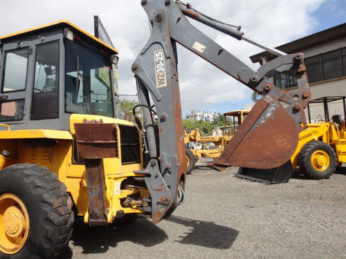Pá Carregadeira Retroescavadeira Xcmg Wz30-25