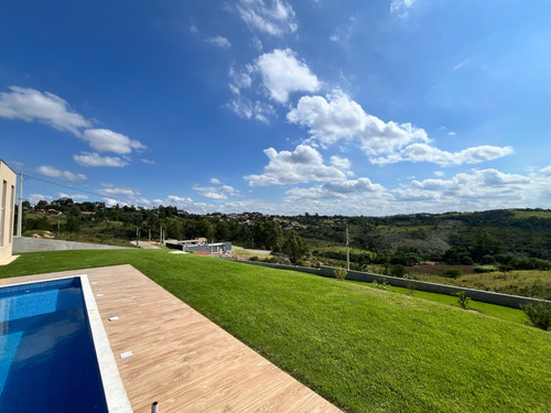 Chácara Formada Com Linda Vista Em Condomínio Fechado