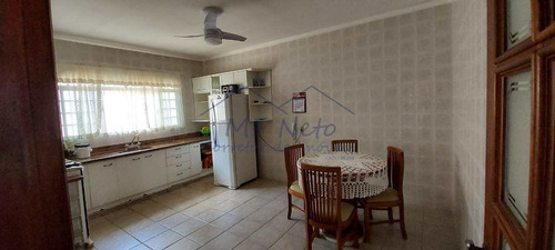 Casa Com 4 Dorms, Centro, Pirassununga - R$ 690 Mil, Cod: 10131913 - V10131913
