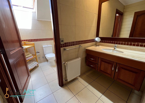 Casa En Venta De 4 Dorm. En Portal De La Frontera