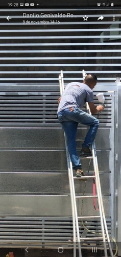 Imagem 5 de 5 de Pintura De Portões Comerciais E Residenciais