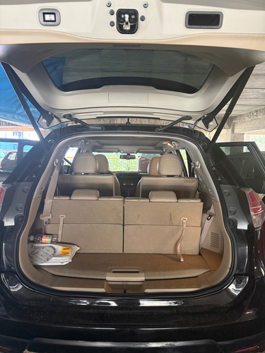 Nissan X-Trail 2.5 Exclusive 3 Row Cvt