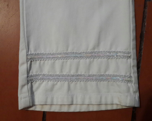Pantalón Pescador Blanco Con Mostacillas. T 16/s -medidas