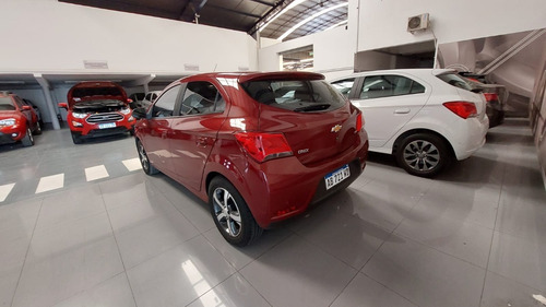 Imagen 3 de 18 de Chevrolet Onix 1.4 Ltz At 98cv Am