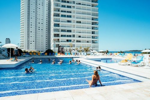 Complejo Lincoln Center - Venta - 3 Dormitorios - 3 Baños - Piscina - Canchas - Mansa- Ref: 128