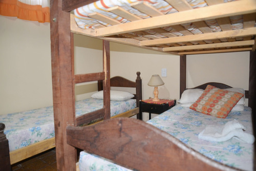 Imagen 25 de 30 de Venta Casa 4 Amb.+ Hospedaje 12 Hab. Villa Gesell