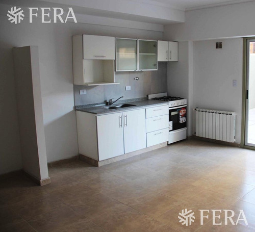 Imagen 2 de 18 de Venta De Departamento 2 Ambientes En Wilde (19201)